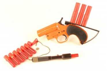 The A/P25S-5AFoliage-Penetrating Gyrojet Signal Kit: The Failed Buck Rogers Rocket Gun Finds a Viable Mission The A/P25S-5AFoliage-Penetrating Gyrojet Signal Kit: The Failed Buck Rogers Rocket Gun Finds a Viable Mission