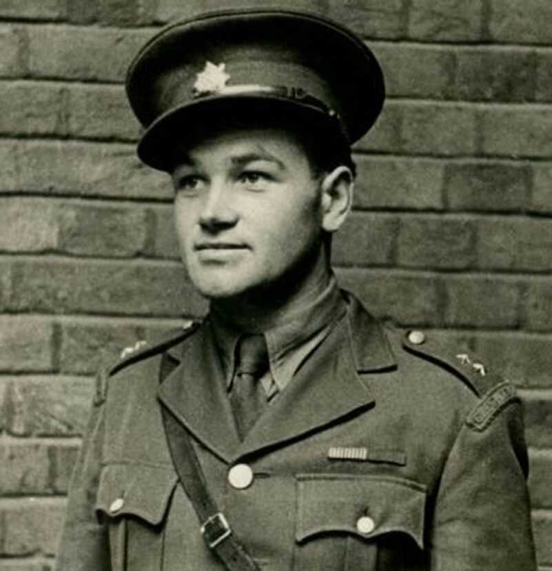 The Story Of An Ambush & The British Sten Gun - A Spectacularly Successful Failure The Story Of An Ambush & The British Sten Gun - A Spectacularly Successful Failure