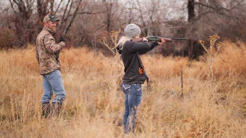 CZ 712 G2 Shotgun - Best Budget Semi-Auto Hunting Shotgun Tested - Review (videos) CZ 712 G2 Shotgun - Best Budget Semi-Auto Hunting Shotgun Tested - Review (videos)