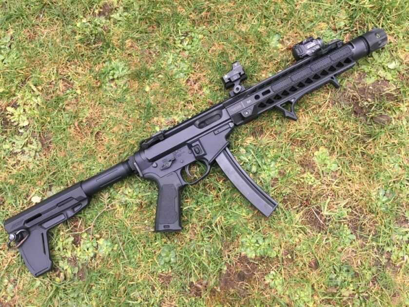 Side Cocking AR That Feeds From MP5 Magazines: Quarter Circle 10/ Strike Industries 9mm AR Build