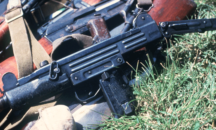 Massachusetts Man Uses Magnet to Find Uzi, Handguns in His Neighborhood Pond Massachusetts Man Uses Magnet to Find Uzi, Handguns in His Neighborhood Pond
