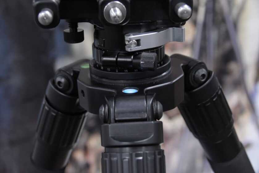 Carbon Fiber Shooting Tripod From Field Optics - SHOT Show 2020 Carbon Fiber Shooting Tripod From Field Optics - SHOT Show 2020