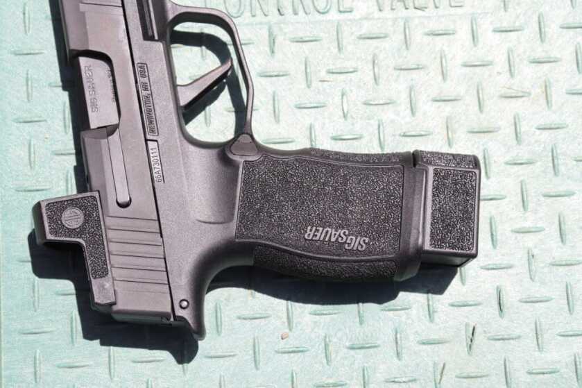 The SIG P365 vs P365XL The SIG P365 vs P365XL