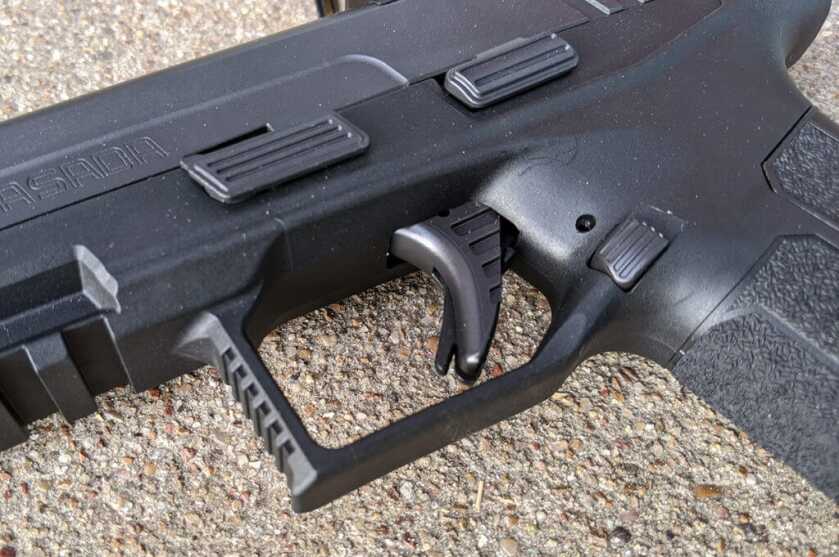 Is the IWI Masada the Sig P320 Killer? Not Quite Yet (But Maybe Soon) Is the IWI Masada the Sig P320 Killer? Not Quite Yet (But Maybe Soon)