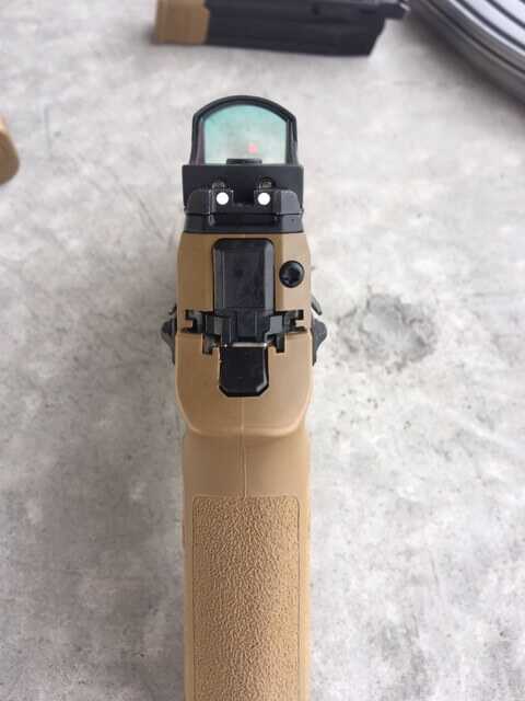 Free Medical Training and Ten Gift Ideas for Your Favorite Shooter Free Medical Training and Ten Gift Ideas for Your Favorite Shooter