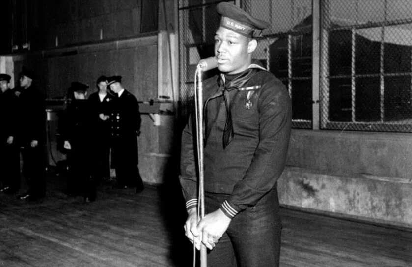 Pearl Harbor: Dorie Miller and his .50-caliber Browning Machinegun Pearl Harbor: Dorie Miller and his .50-caliber Browning Machinegun