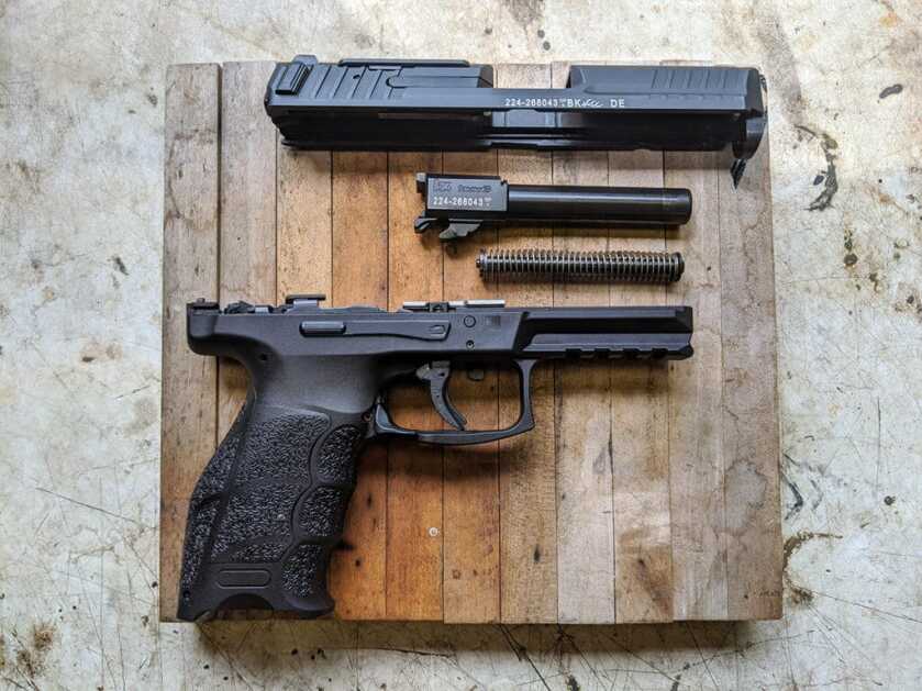 A Poor Takes the Optics-Ready HK VP9 for a Spin