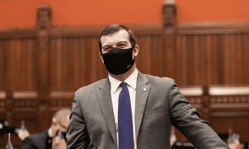 Connecticut Considers Expanding 'Red Flag' Law, Eliminating Expiration on Gun Confiscation Connecticut Considers Expanding 'Red Flag' Law, Eliminating Expiration on Gun Confiscation