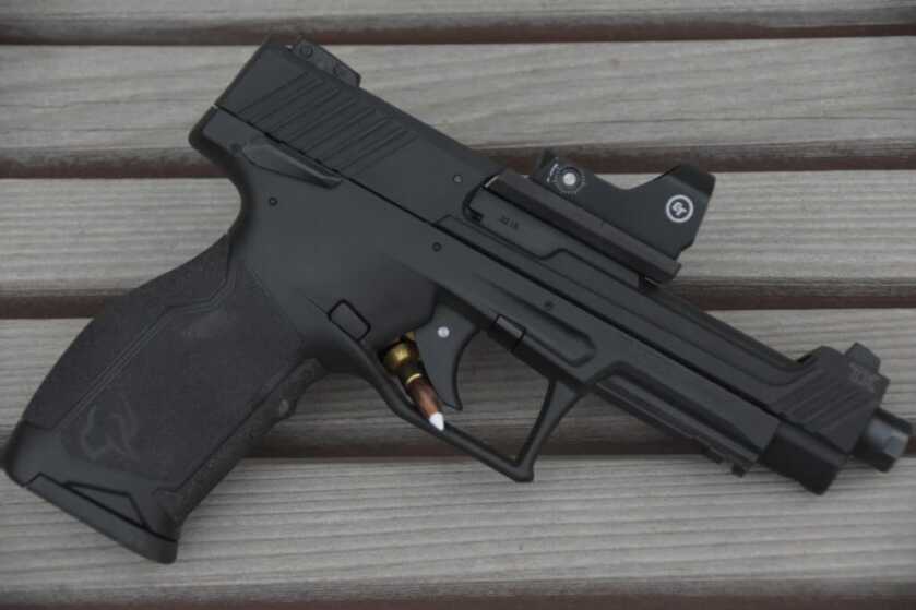The Crimson Trace CTS-1250 Reflex Sight: Another Great Option for Pistols The Crimson Trace CTS-1250 Reflex Sight: Another Great Option for Pistols