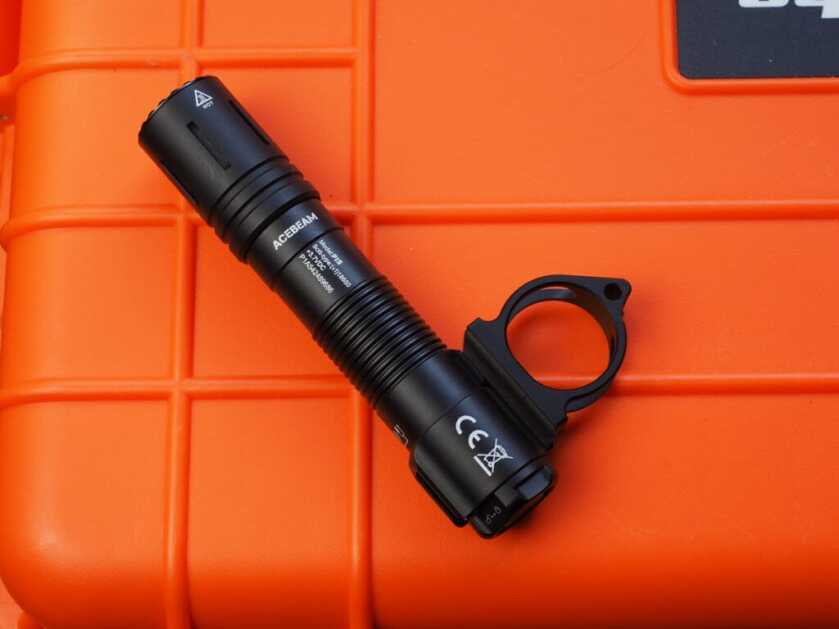 New Defender P15 Weapon Light from AceBeam New Defender P15 Weapon Light from AceBeam