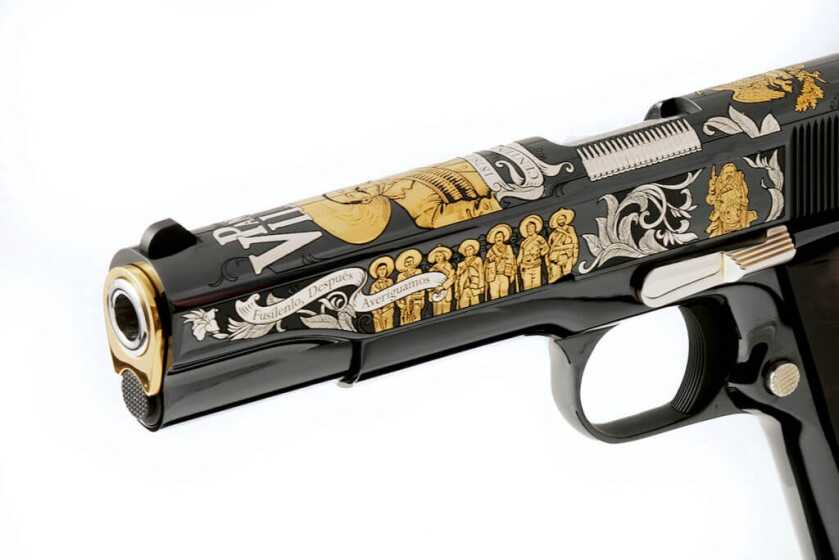 SK Customs Debuts 'Pancho Villa' as the First Pistol in New 'La Revolución' Series SK Customs Debuts 'Pancho Villa' as the First Pistol in New 'La Revolución' Series