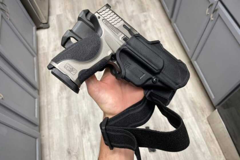 BlackhawkT-Series Level 2 Compact (L2C) Overt Gun Belt Holster Kit