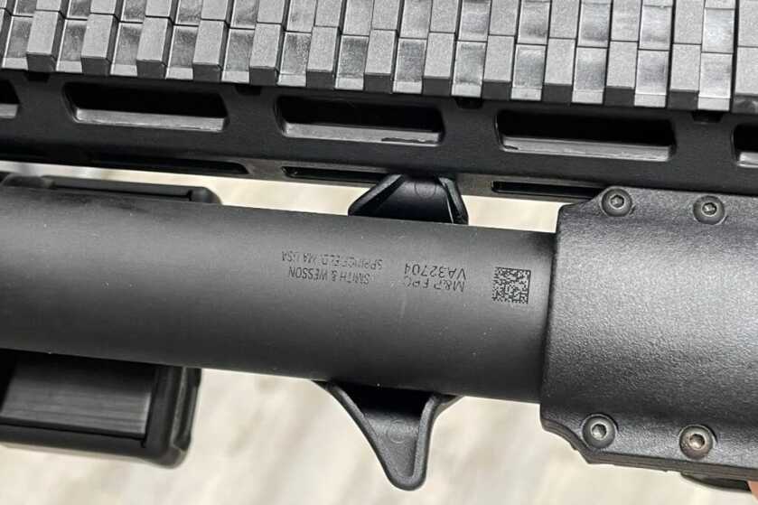 Folding 9mm Carbine! Smith & Wesson M&P FPC Reviewed FPC Ambidextrous charging handle