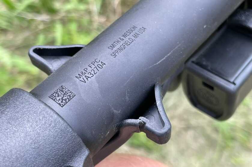 Folding 9mm Carbine! Smith & Wesson M&P FPC Reviewed Cracked charging handle which is still functional, yet should be replaced as the crack will get bigger over time