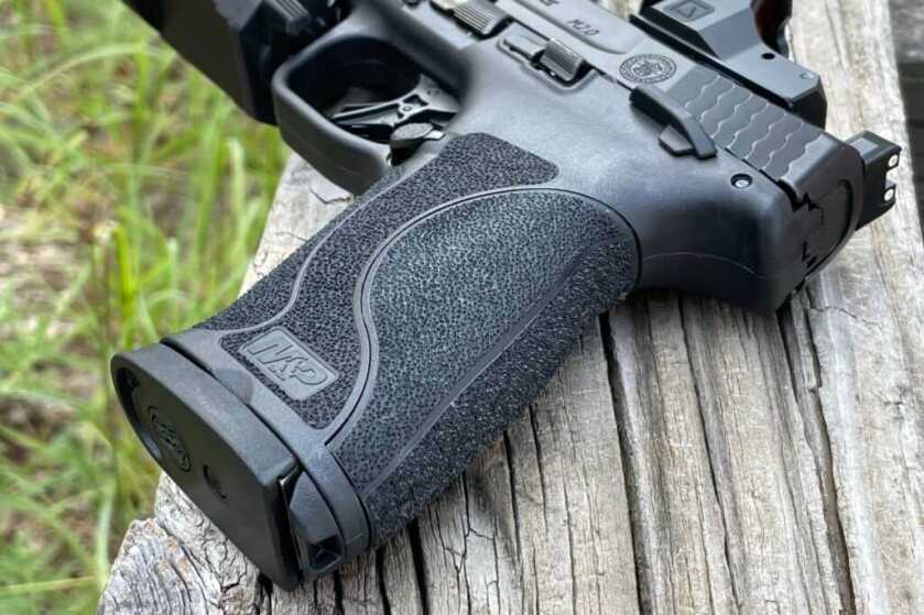 2 - S&W Performance Center 10mm M2.0 Pistol: Put to the Test Grip of the Smith & Wesson Performance Center 10mm M2.0