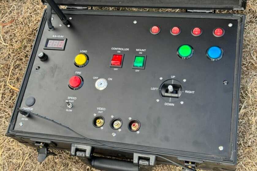 MORPOWER UG-02 controls. 