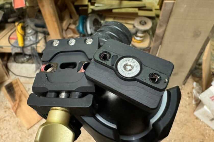 Getting Down and Dirty with The large screw is what holds the Arcalock to the ball head