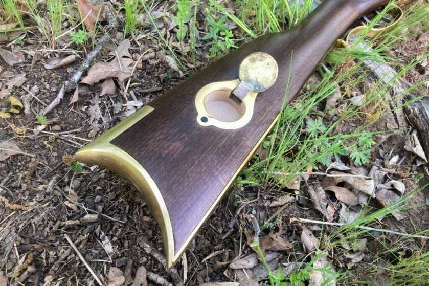 Kentucky Rifle patch compartment