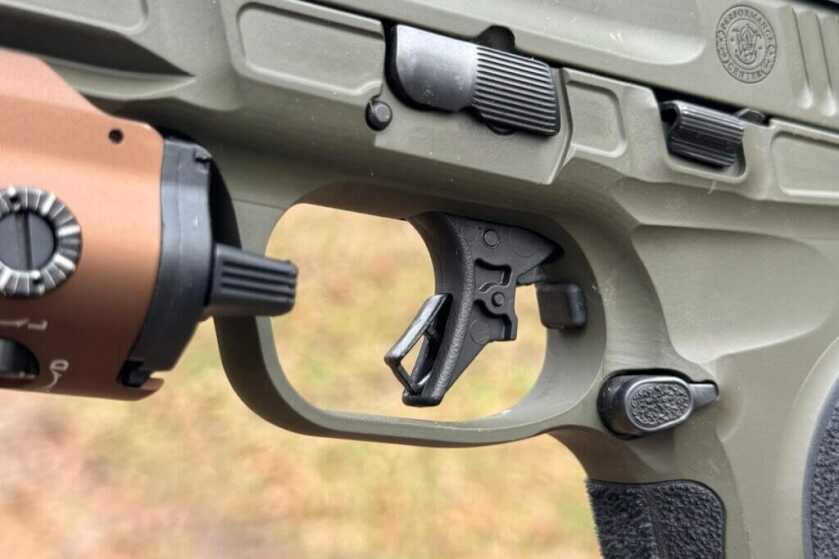 S&W Spec Series Metal M2.0 with Performance Center Trigger