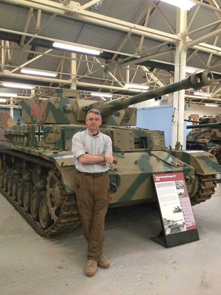 Panzer IV long 75mm later variant resembling Tiger I silhouette