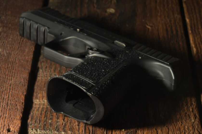 Look at the magwell of the Gen 2, Type B.