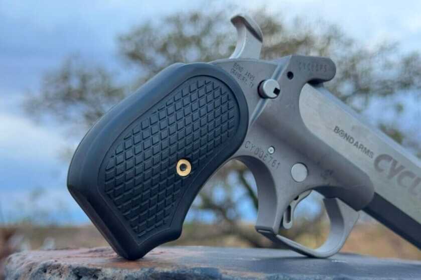 the grip of the Bond Arms Cyclops 45-70