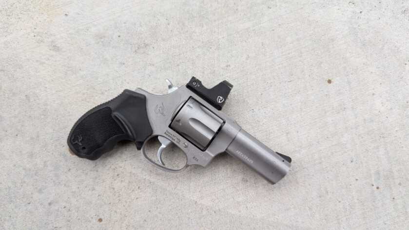 red dot ready taurus revolver