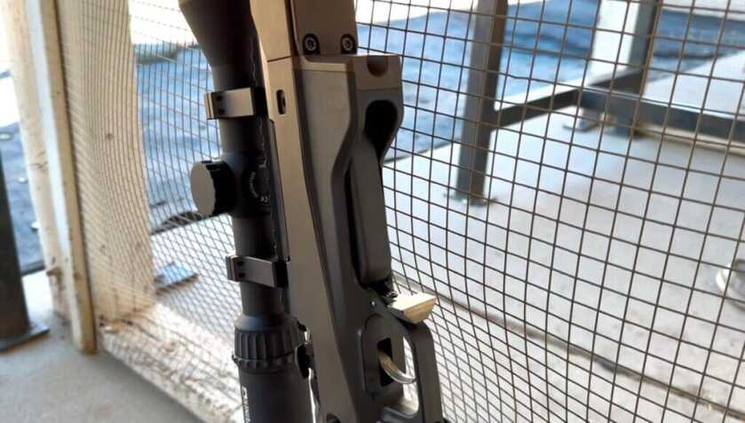 closeup of the magwell of this hunting rifle.