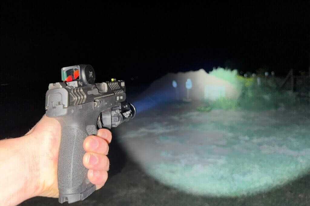 TLR-1 HP-X mounted on pistol during daytime range session