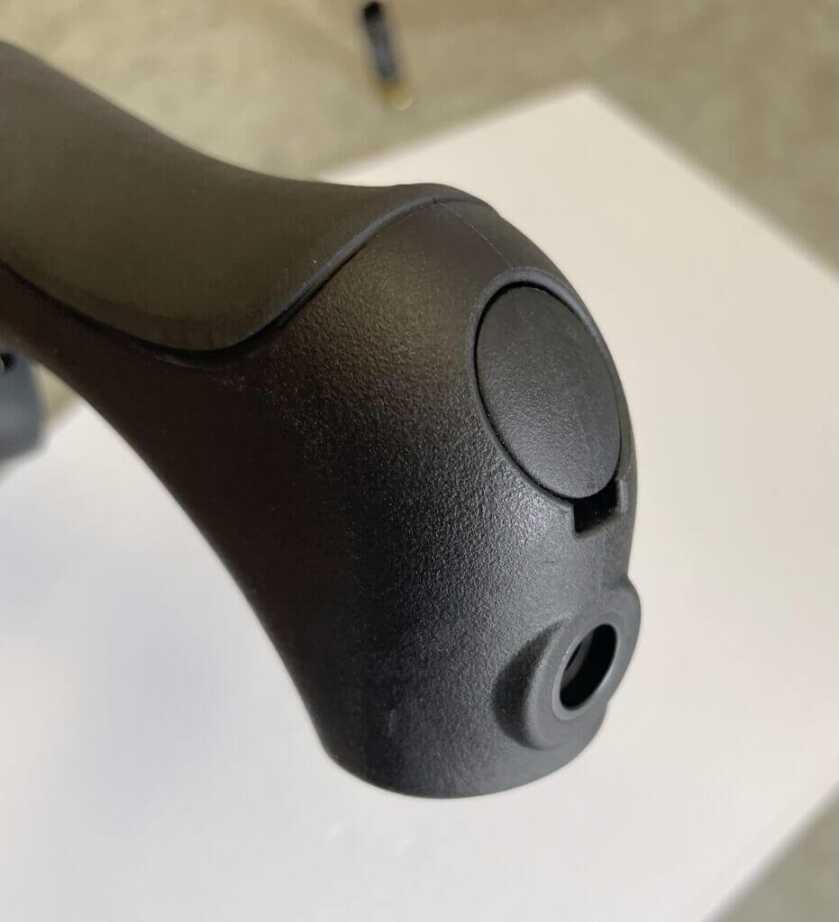 Mossberg 990 Aftershock grip with integrated QD sling cup